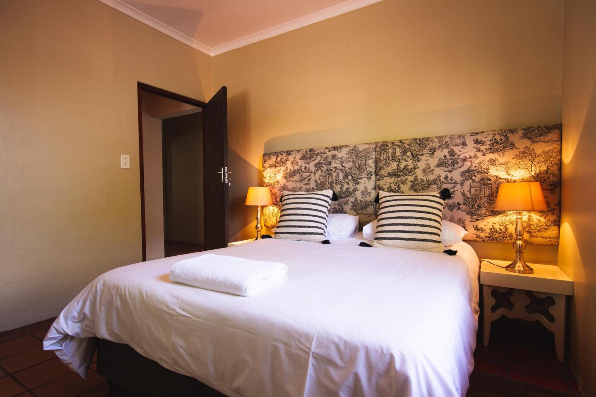 Swellendam Self Catering Villa Room photo